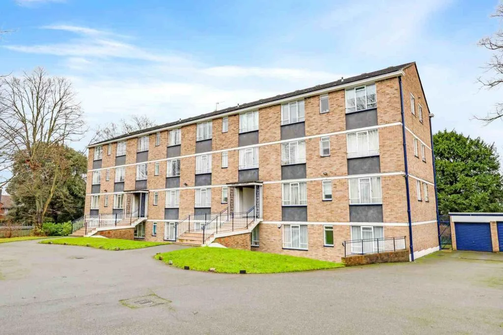 2 bedroom flat for rent