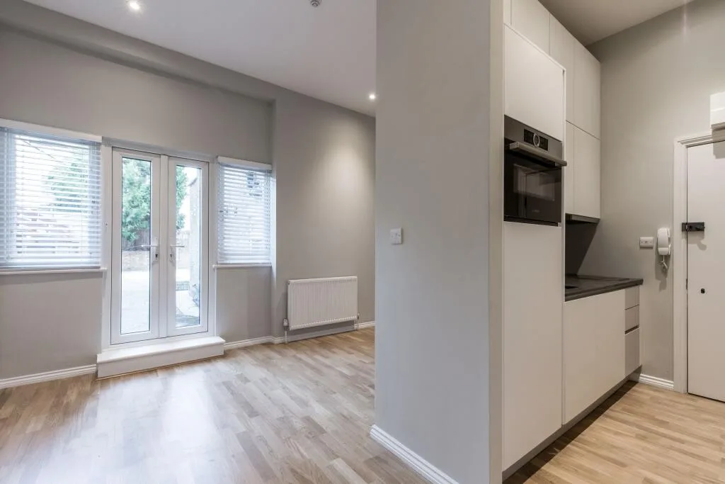 Ground floor studio flat for rent