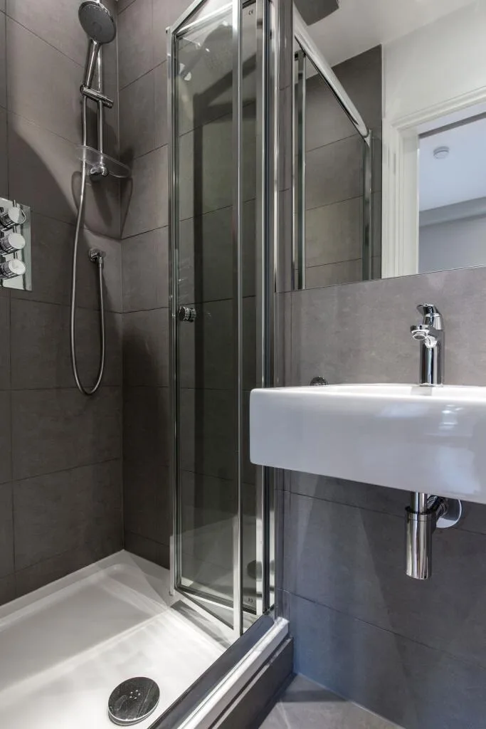 Ground floor studio flat for rent