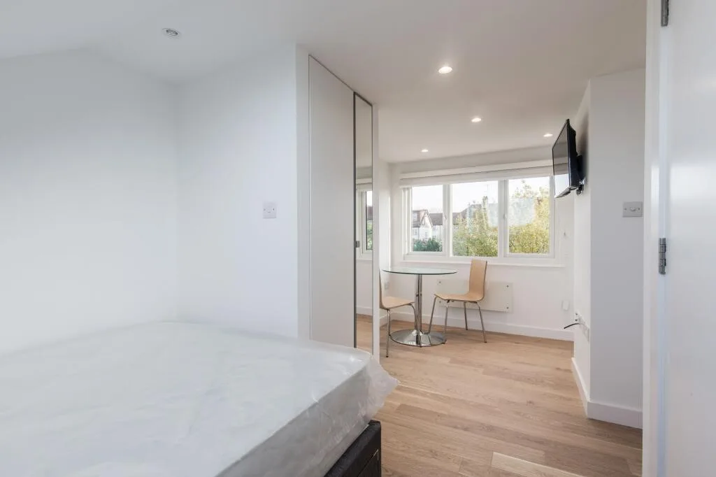 Studio flat for rent