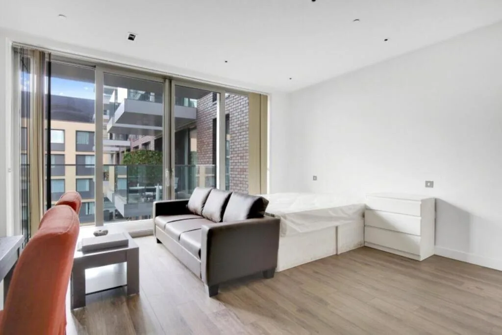 Studio apartment for rent
