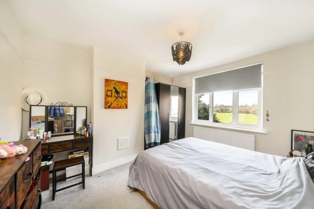 1 bedroom maisonette for rent