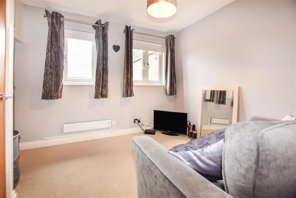 2 bedroom house for rent