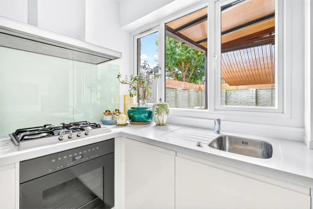 1 bedroom house for rent
