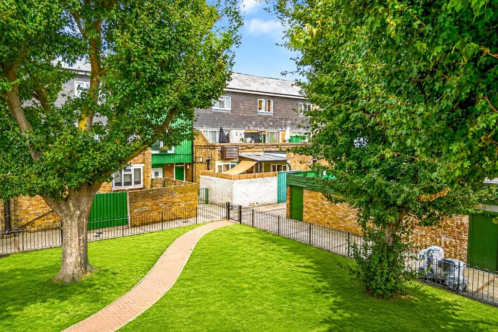 1 bedroom house for rent