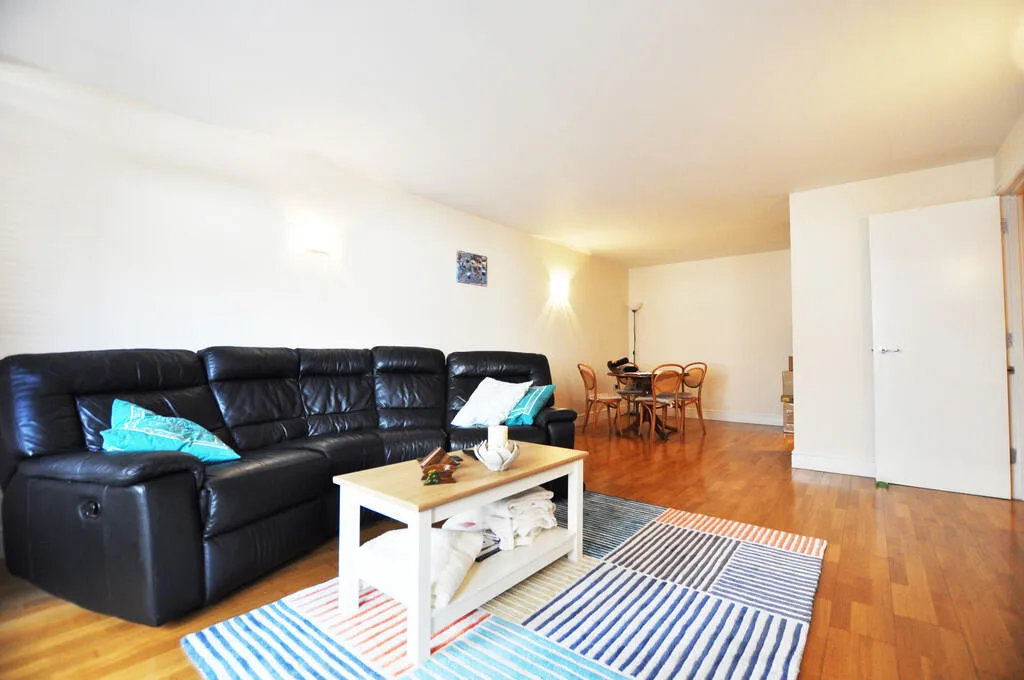2 bedroom ground floor flat for rent