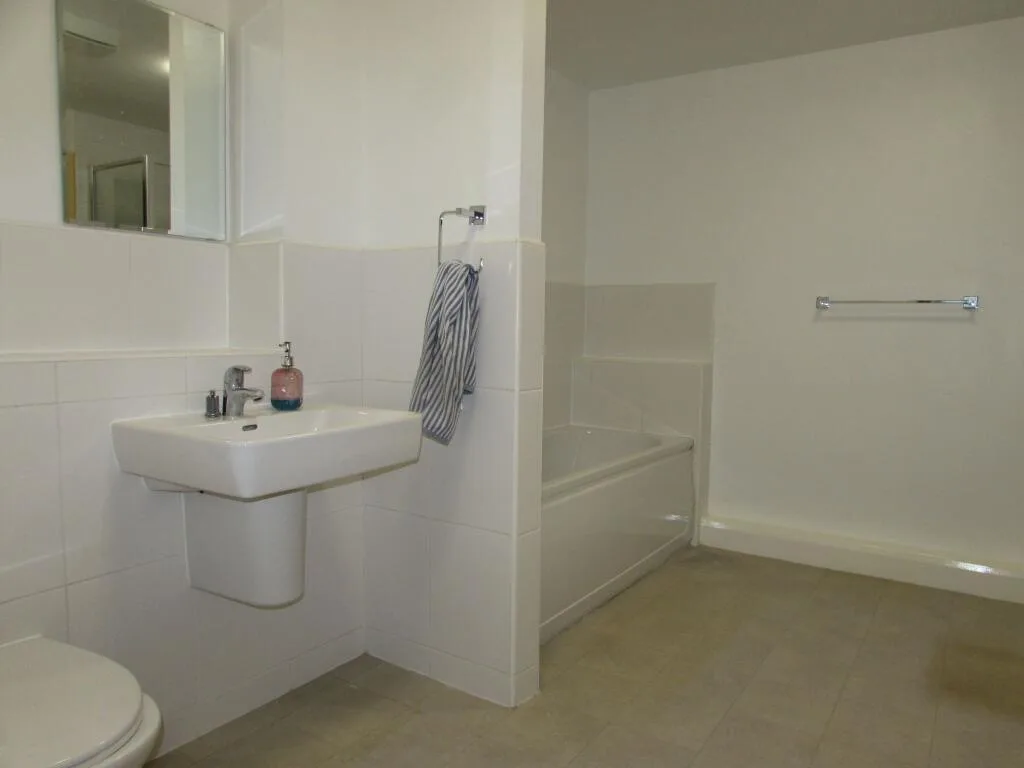 2 bedroom ground floor flat for rent