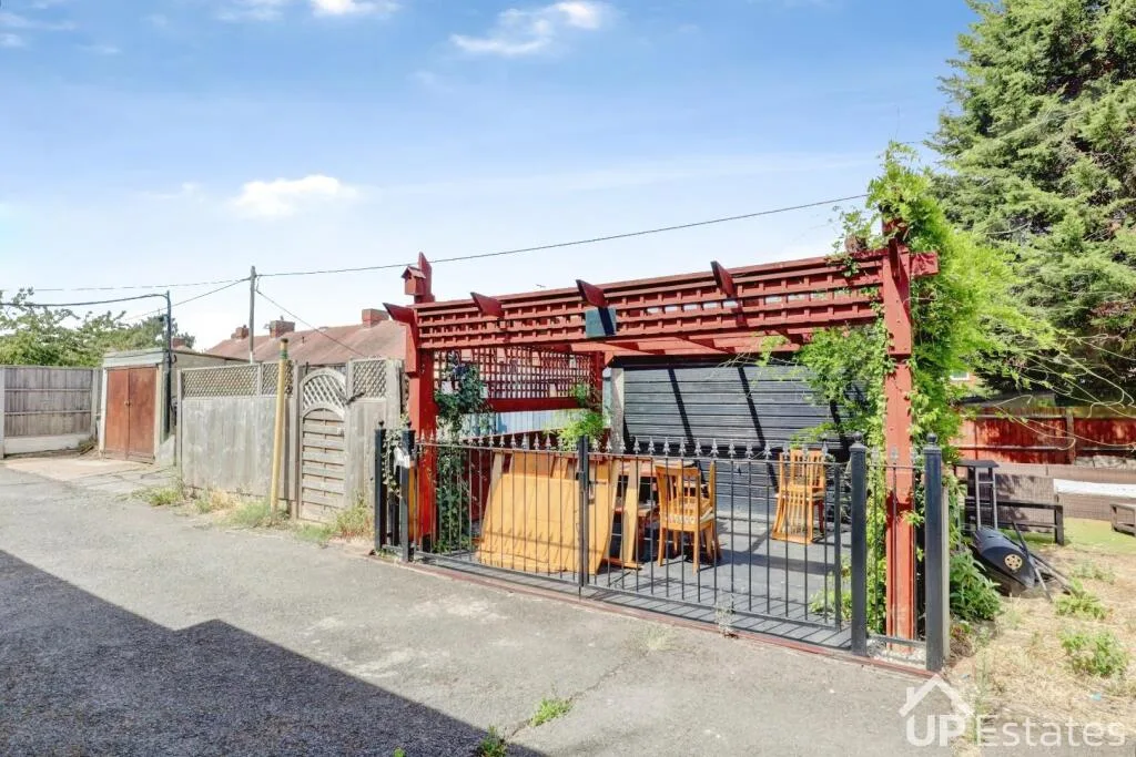 3 bedroom terraced house for rent