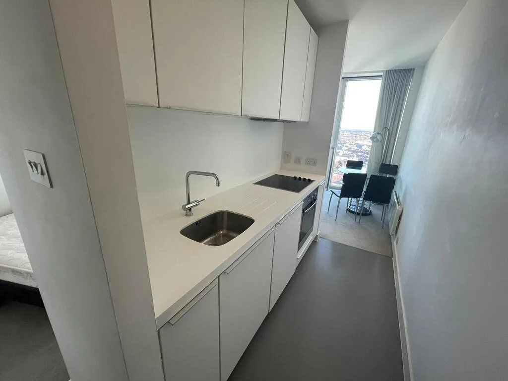 Studio flat for rent