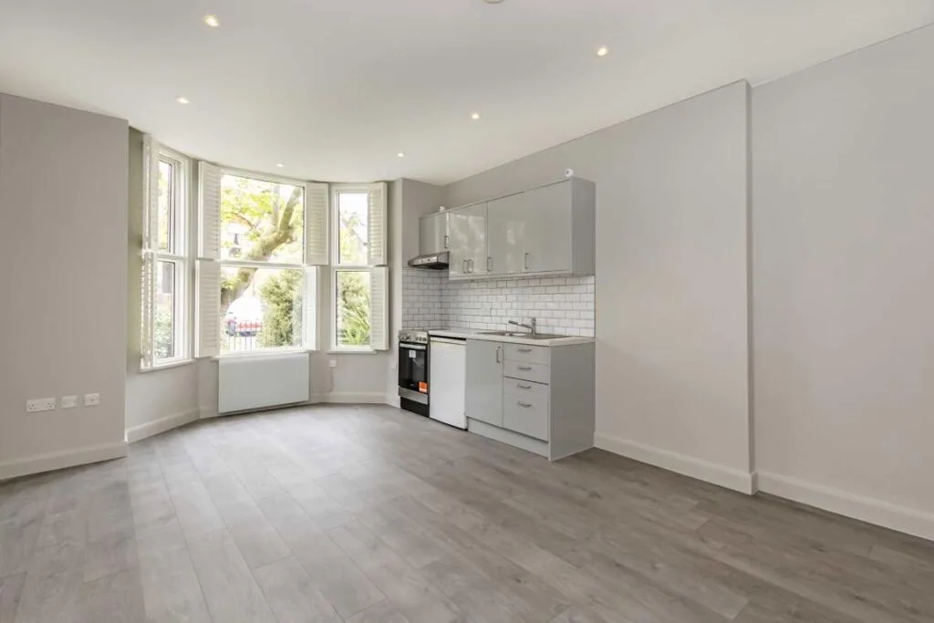Studio flat for rent