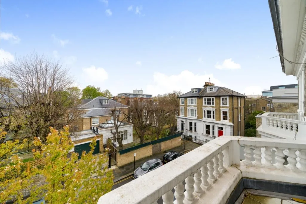3 bedroom flat for rent