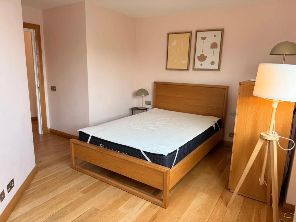 2 bedroom penthouse for rent