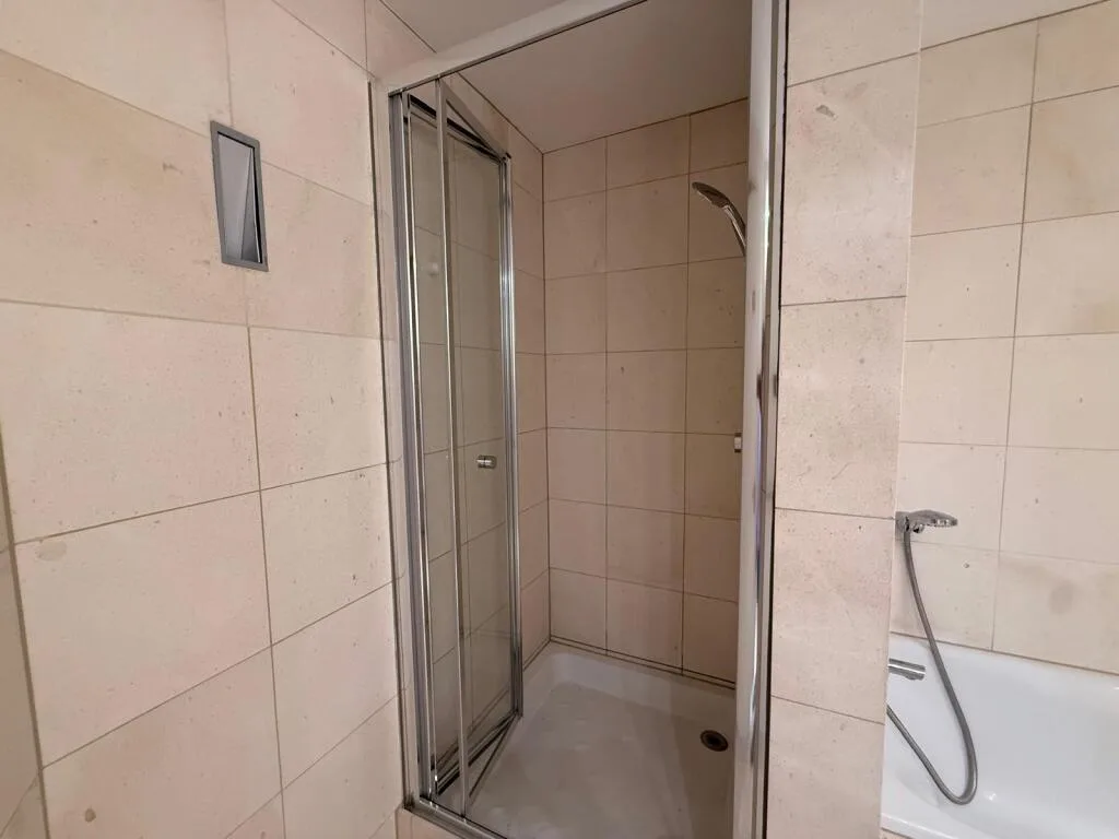 2 bedroom penthouse for rent