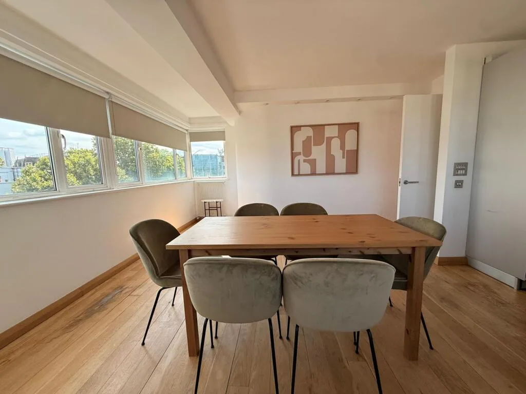 2 bedroom penthouse for rent