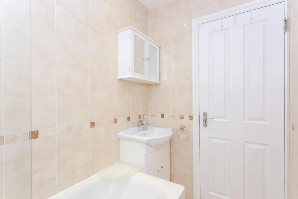4 bedroom terraced house for rent