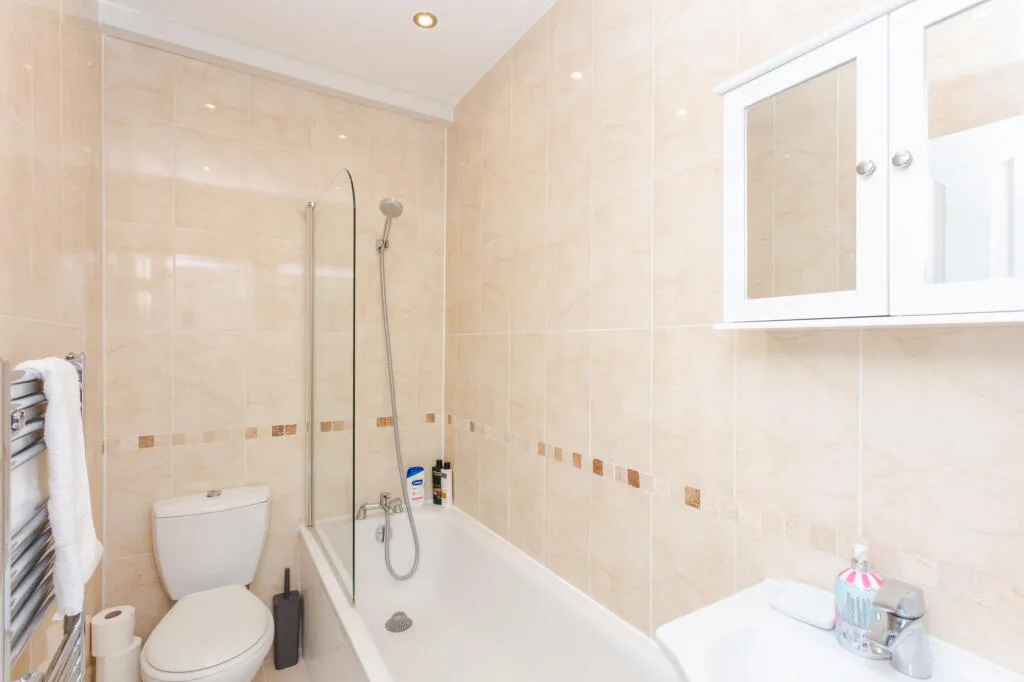 4 bedroom terraced house for rent