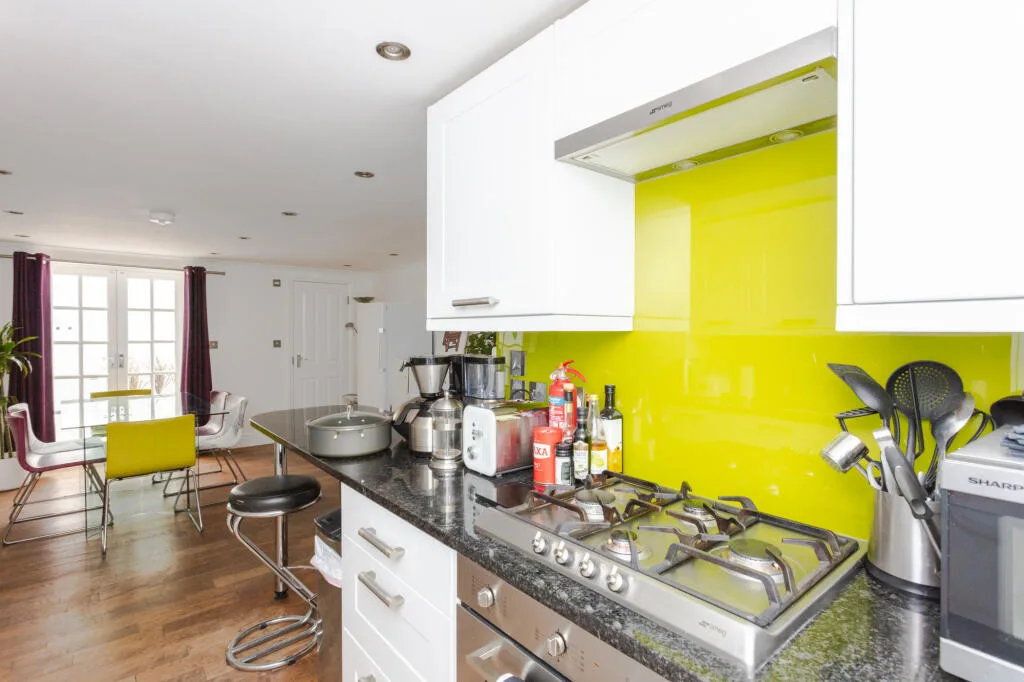 4 bedroom terraced house for rent