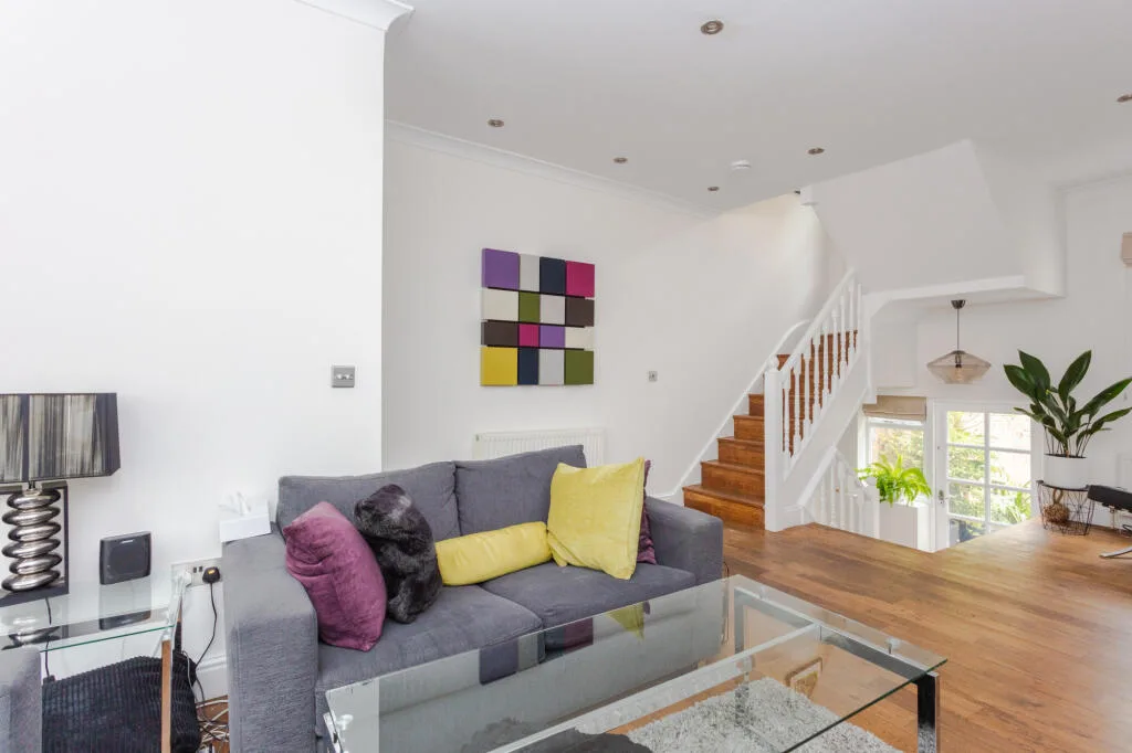 4 bedroom terraced house for rent