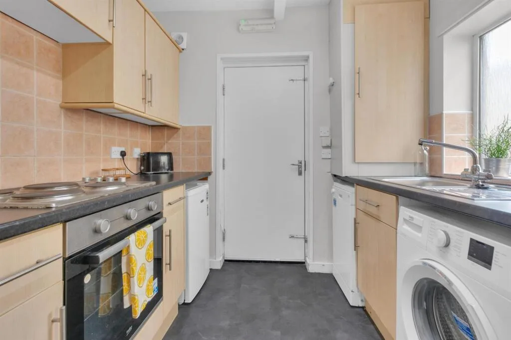 4 bedroom house for rent