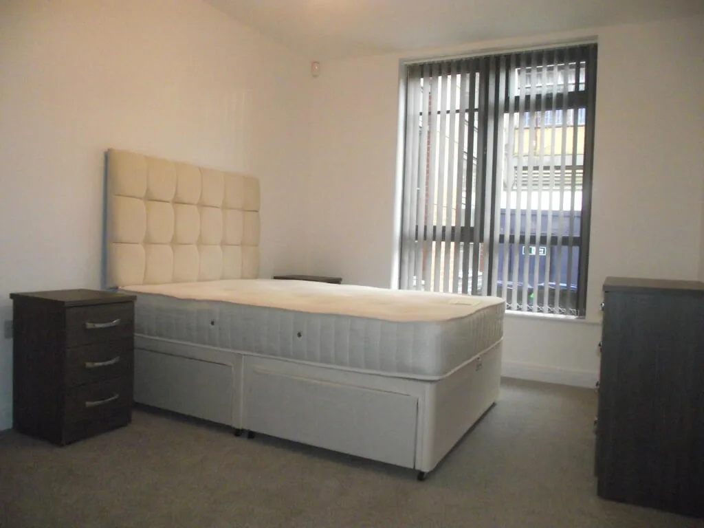1 bedroom ground floor flat for rent