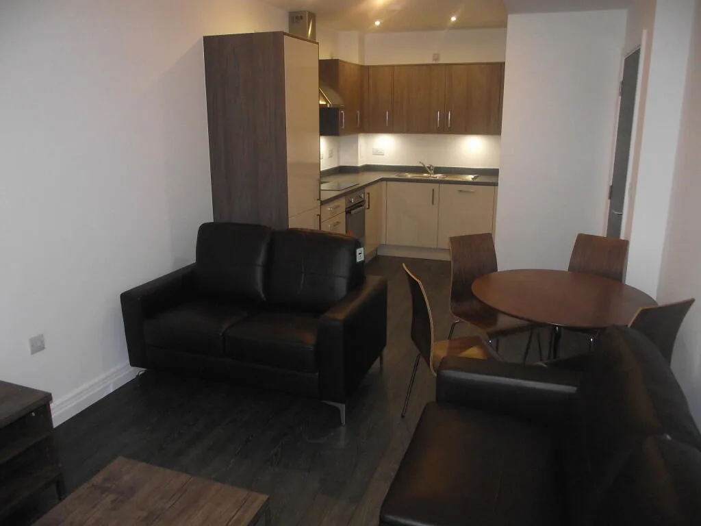 1 bedroom ground floor flat for rent