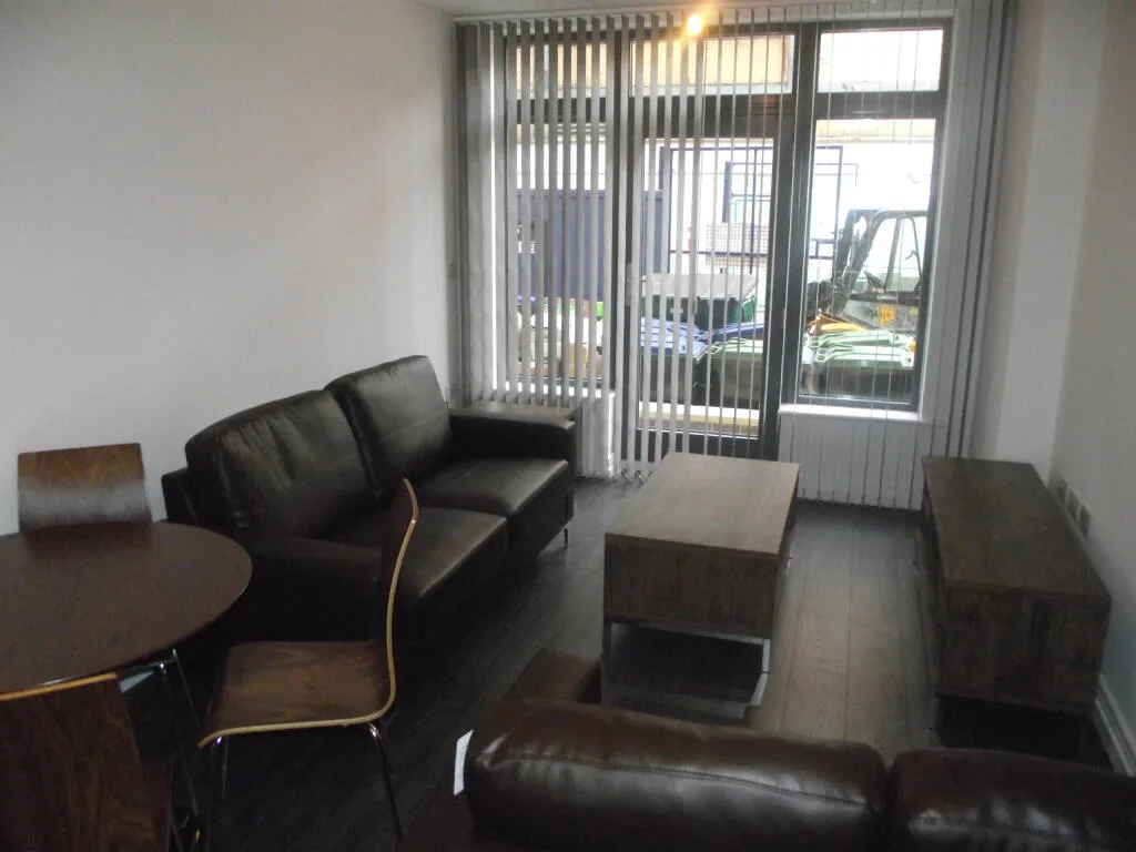 1 bedroom ground floor flat for rent