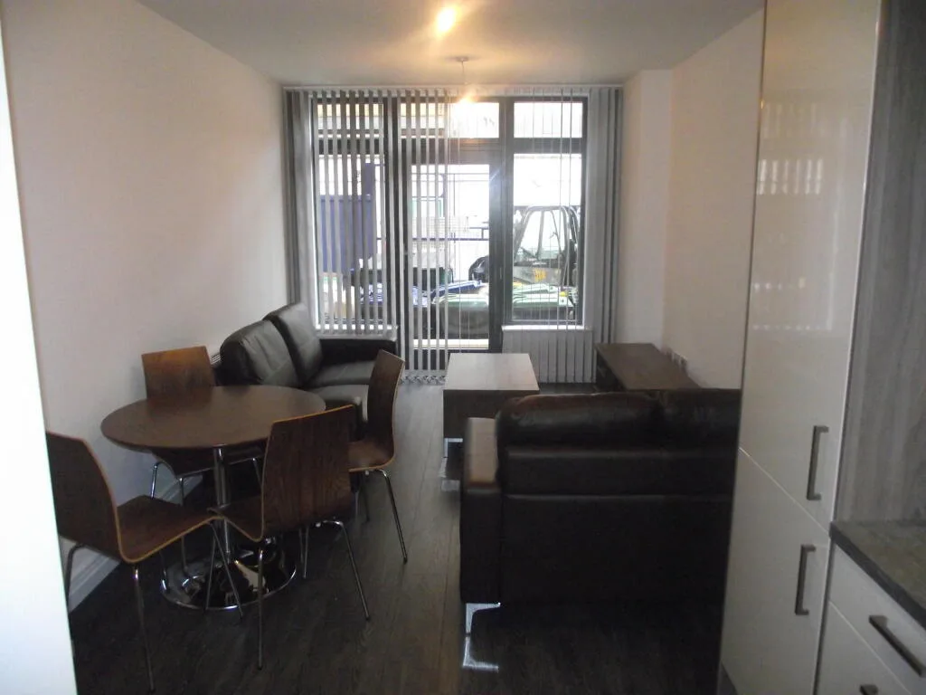 1 bedroom ground floor flat for rent