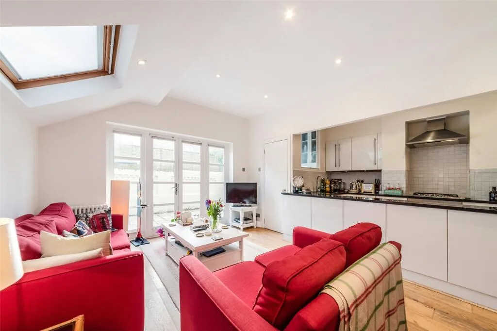 2 bedroom flat for rent