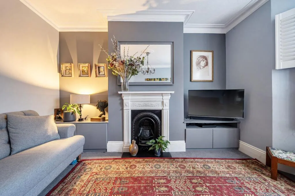 4 bedroom terraced house for rent