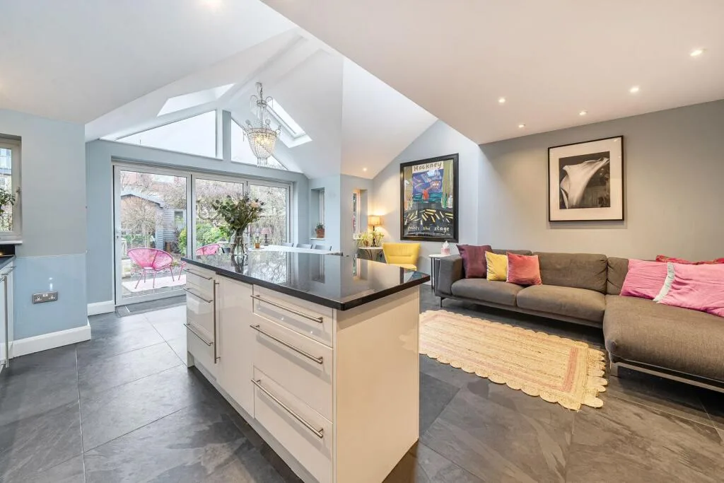 4 bedroom terraced house for rent