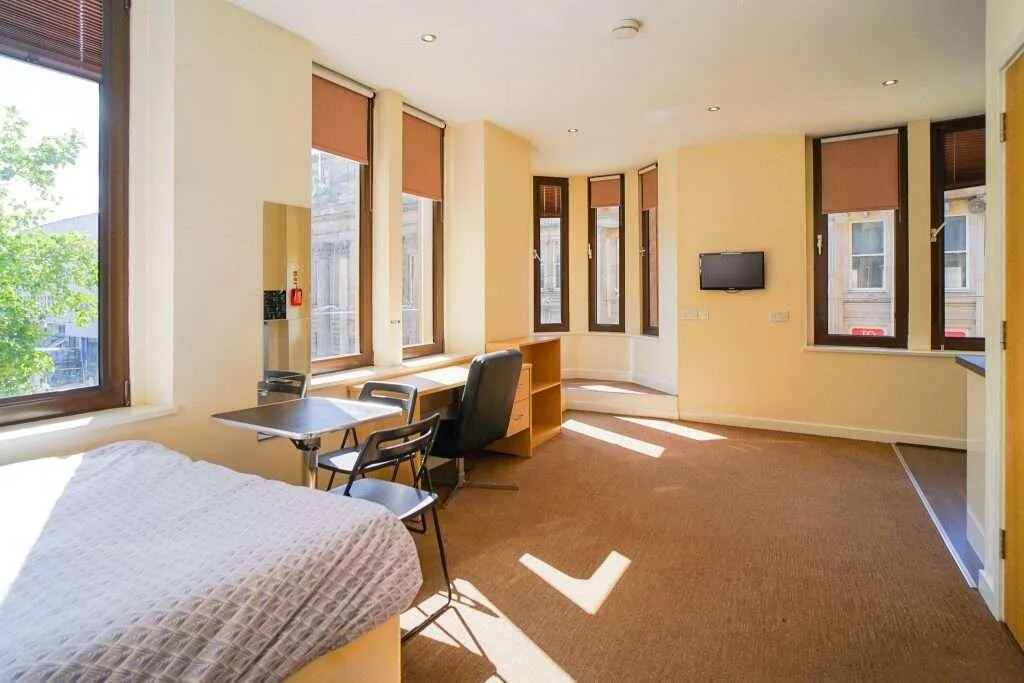 Studio flat for rent