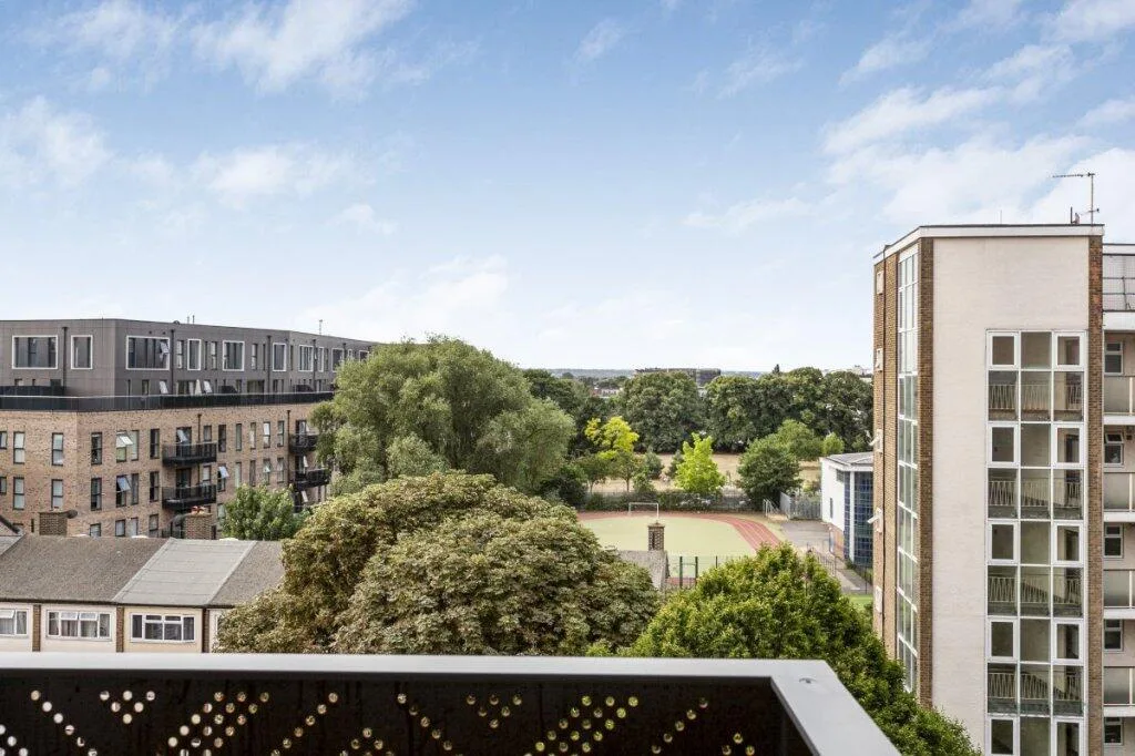 3 bedroom flat for rent