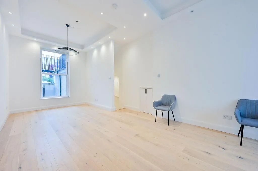 3 bedroom flat for rent