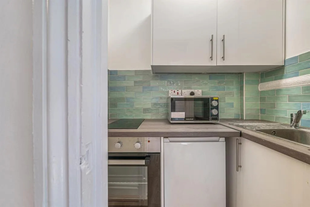 Studio flat for rent
