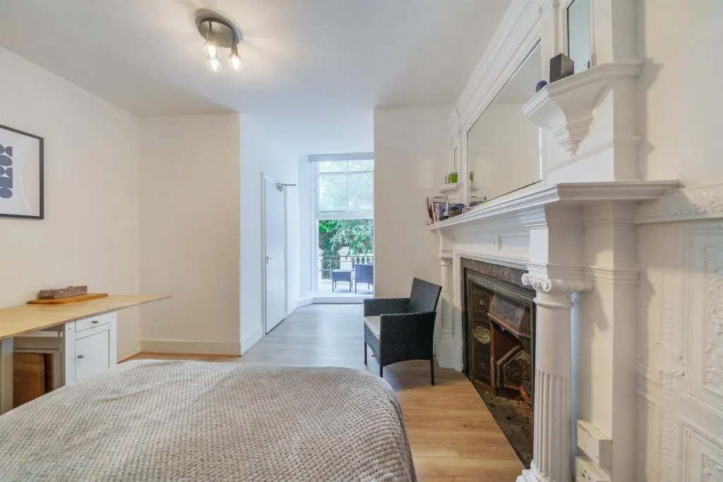 Studio flat for rent