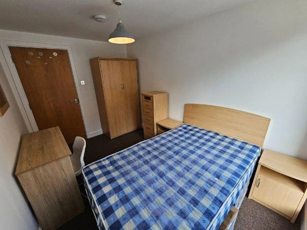 2 bedroom house for rent