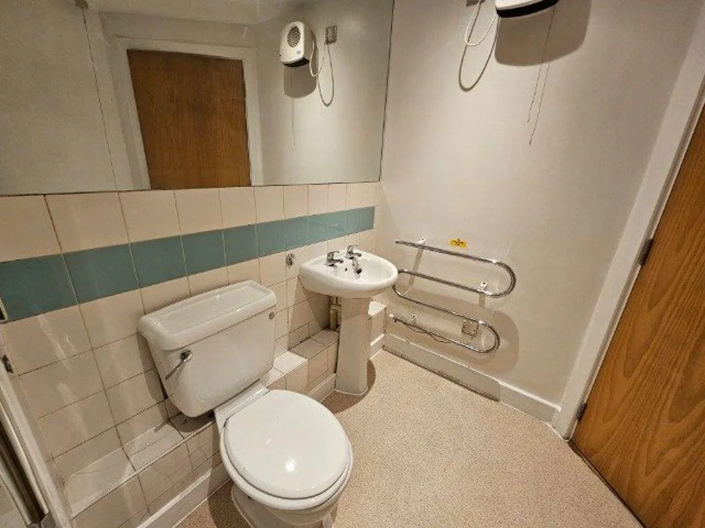2 bedroom house for rent