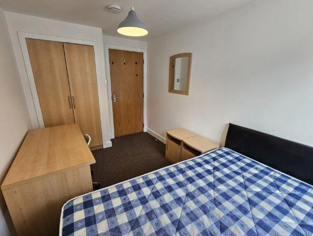 2 bedroom house for rent