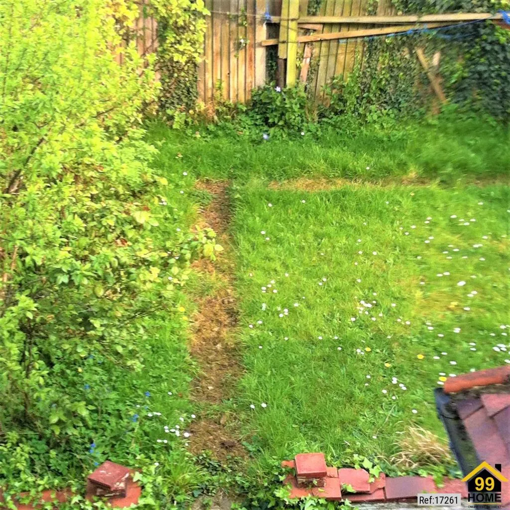 3 bedroom semi-detached house for rent