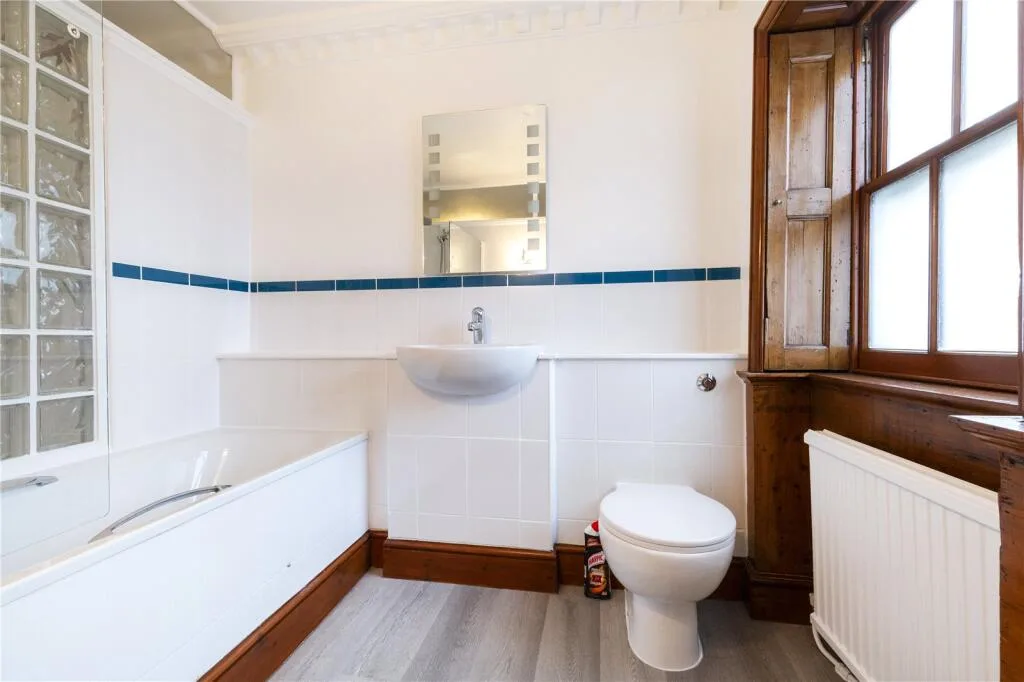 4 bedroom apartment for rent
