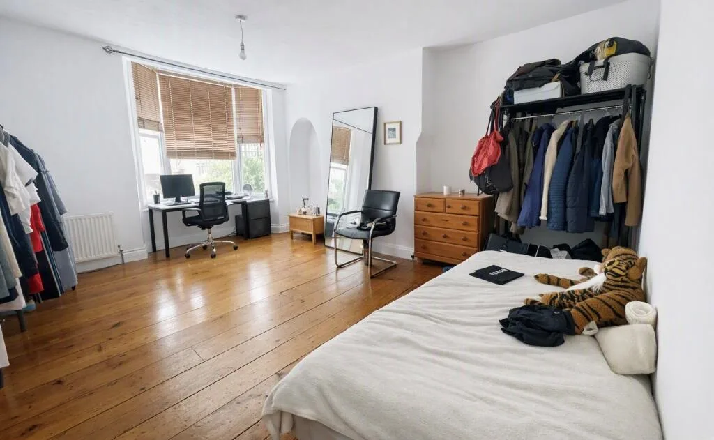 2 bedroom house for rent