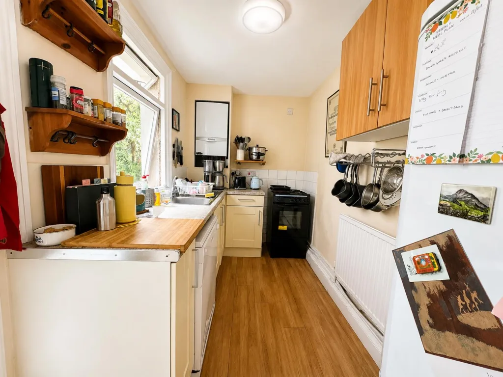 2 bedroom house for rent