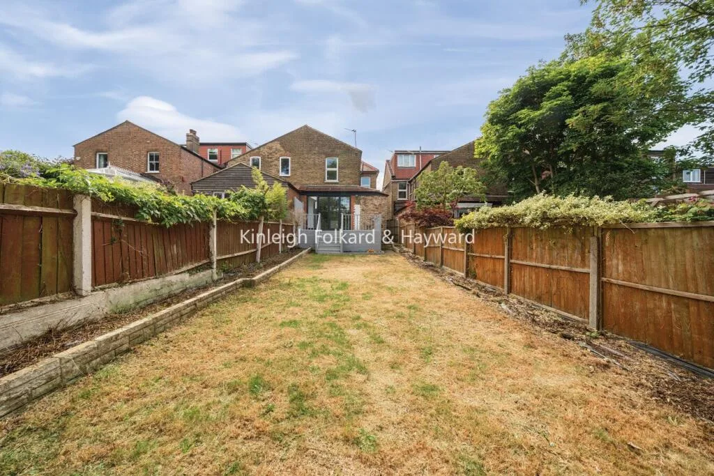4 bedroom house for rent
