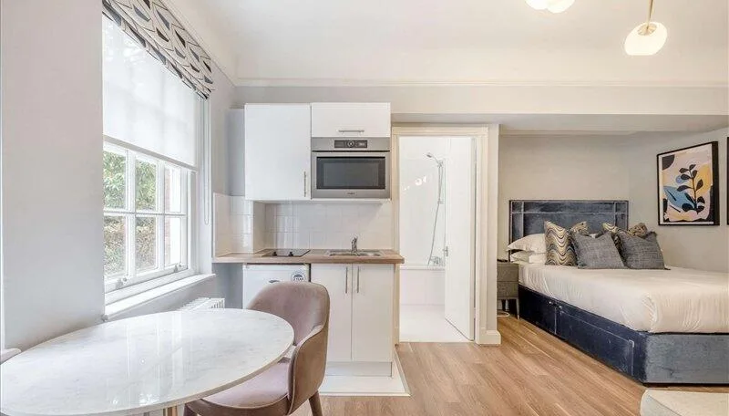 Studio flat for rent