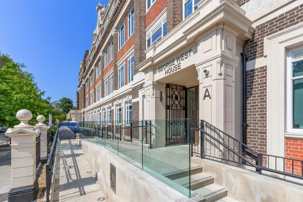 2 bedroom ground floor flat for rent