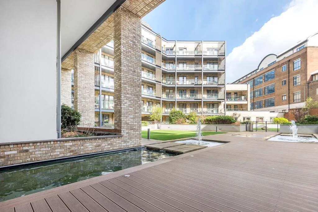 2 bedroom flat for rent