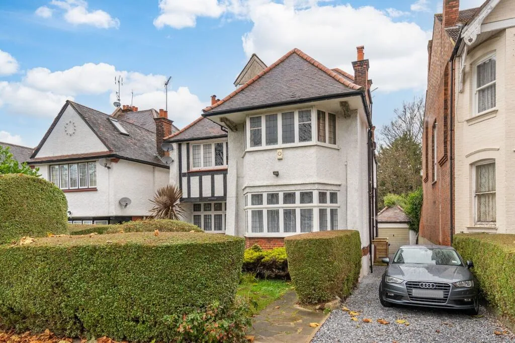 4 bedroom flat for rent