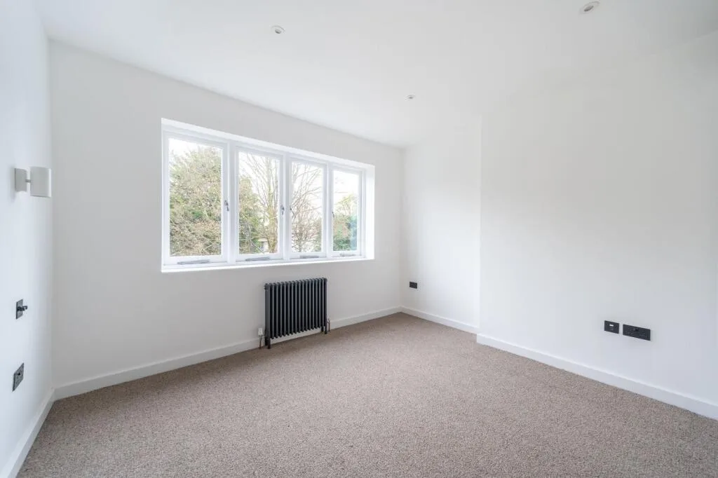 4 bedroom flat for rent
