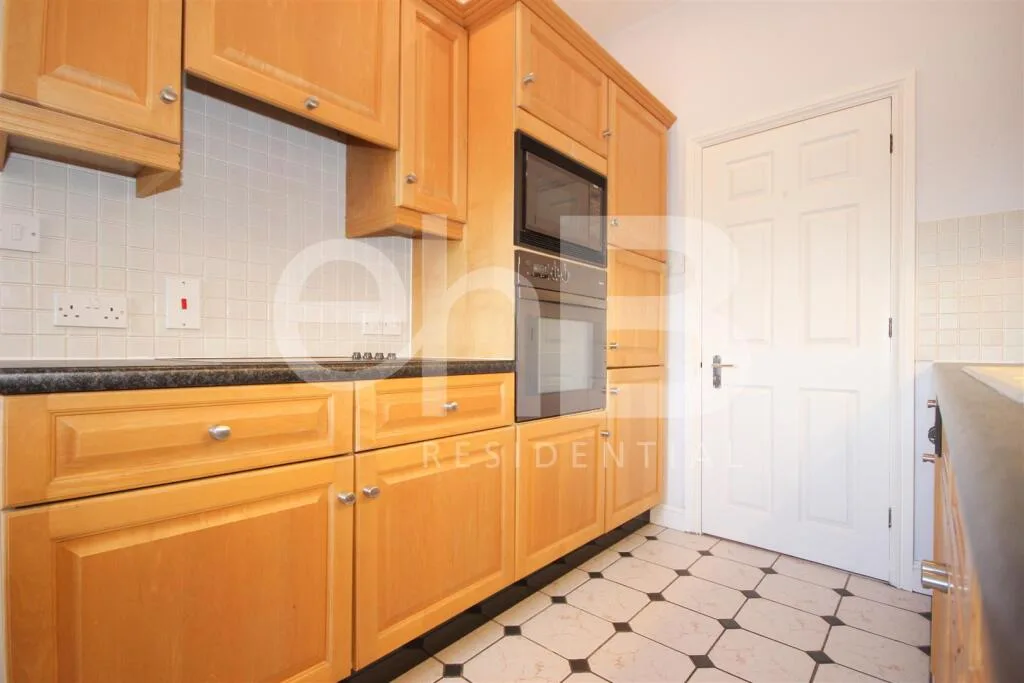 3 bedroom penthouse for rent