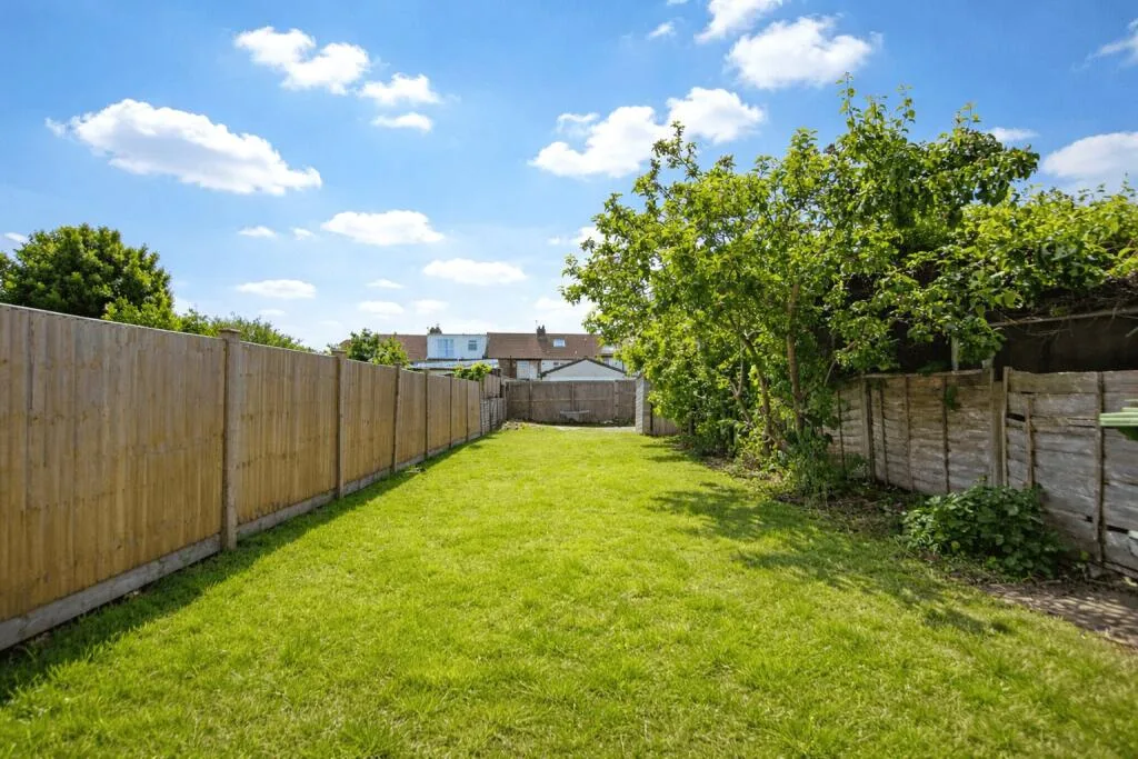 4 bedroom terraced house for rent